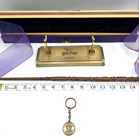 Harry Potter Universal Studios 'Hermione Granger' Wand, Keychain, Wand Holder - Picture 7 of 8